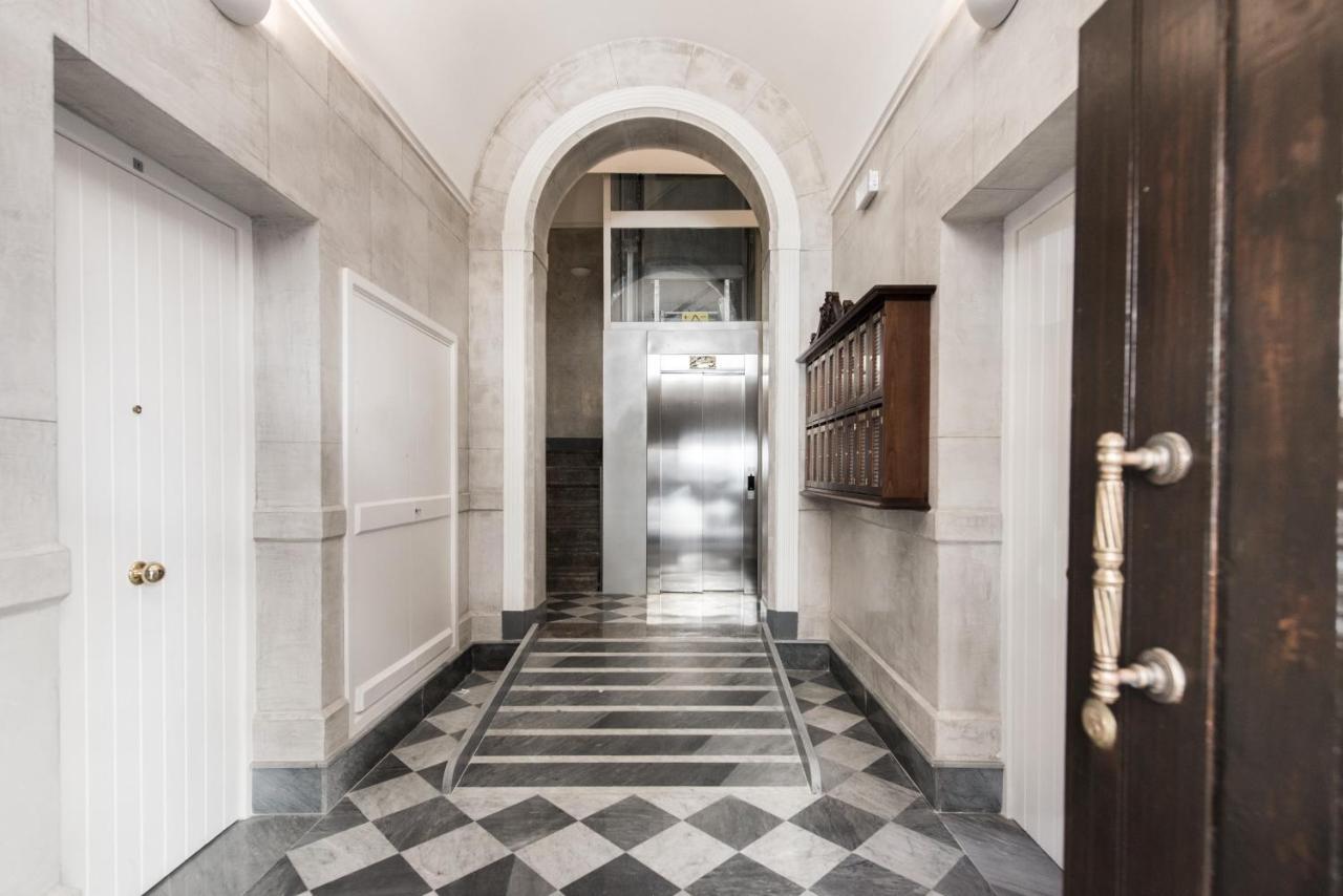 Anna'S Luxury Apartment パレルモ エクステリア 写真